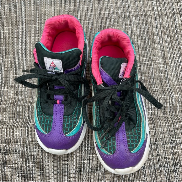 Nike TD Air Max 95 Now - Outdoor Green/Hyper Pink - Picture 5 of 8